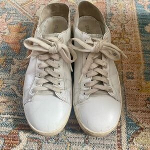 STUART WEITZMAN, white leather SNEAKERS with folding convertible slide back